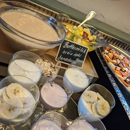 Hotel Zur Schanze Holtgast-apen 2*