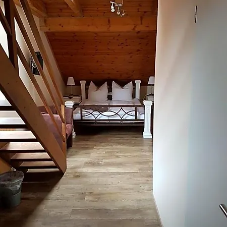 Zur Schanze Holtgast-apen 2* Apen